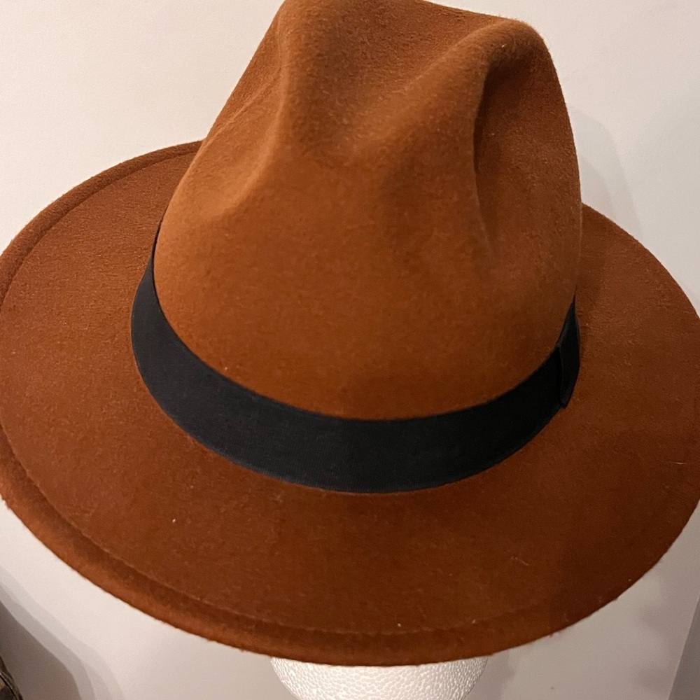 Cowboy hat - Picture 3 of 8